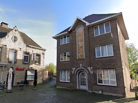 De oude dokterswoning aan de Victor Servranckxstraat in Elewijt wordt herontwikkeld.