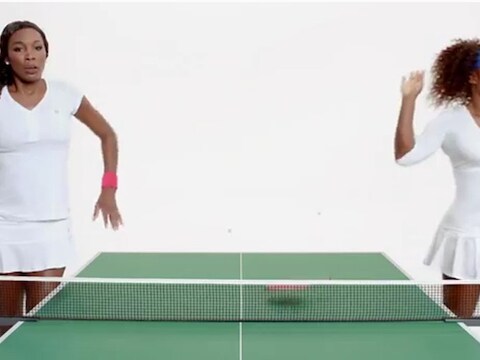 Venus en Serena Williams in de nieuwe Apple-commercial.