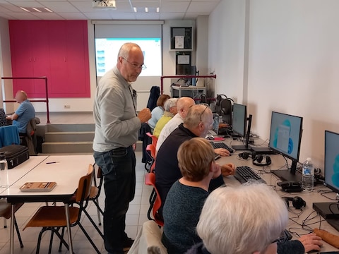 Patrick gaat opnieuw van start met De Seniorklas.