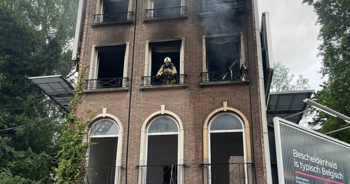 Brand in gekraakte woning in Sint-Agatha-Berchem: oorzaak nog onbekend | Brussel