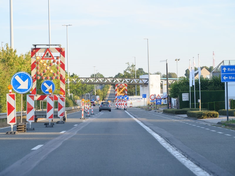 Nieuw asfalt voor Ronseweg (N60): bijna twee weken verkeershinder