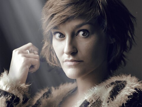 De vrijgezelle Thuis-actrice Tina Maerevoet.