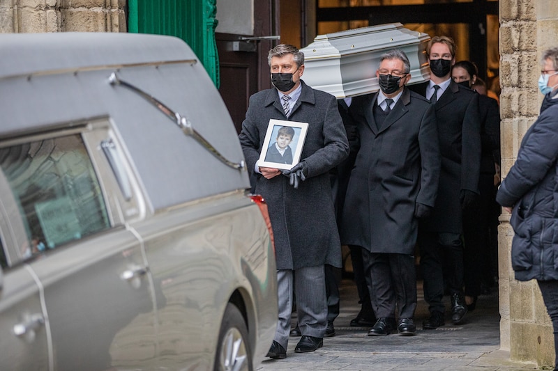 Dean werd in 2022 vermoord teruggevonden. Hij werd begraven in Verrebroek