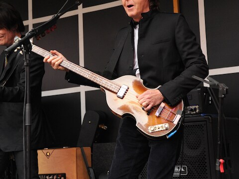 Paul McCartney op Time Square.