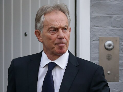 Blair zou de Amerikaanse initiatiefnemer tot de aanval, toenmalig president George Bush, hebben toegezegd "hoe dan ook" samen met hem op te trekken in de kwestie-Irak.