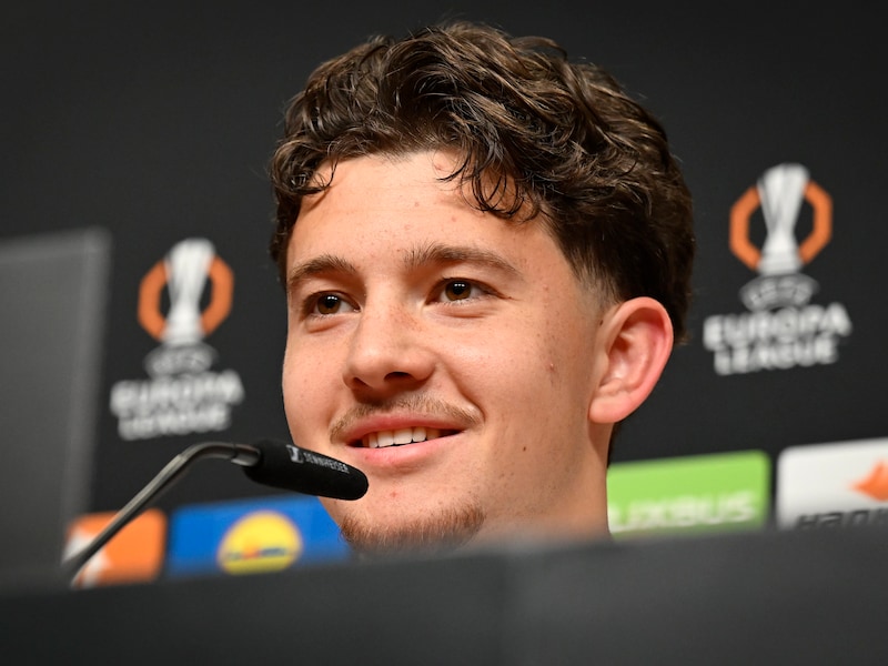 Kos Karetsas, de duurste speler van België, negeert de transferruis: “Ik wil vooral op het veld clubgeschiedenis schrijven”