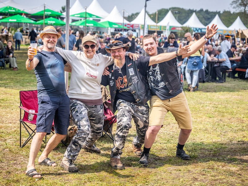 Waar kan je nog tickets kopen en hoe raak je vlot tot aan de festivalweide? Alles wat je moet weten over Blues Peer 2025