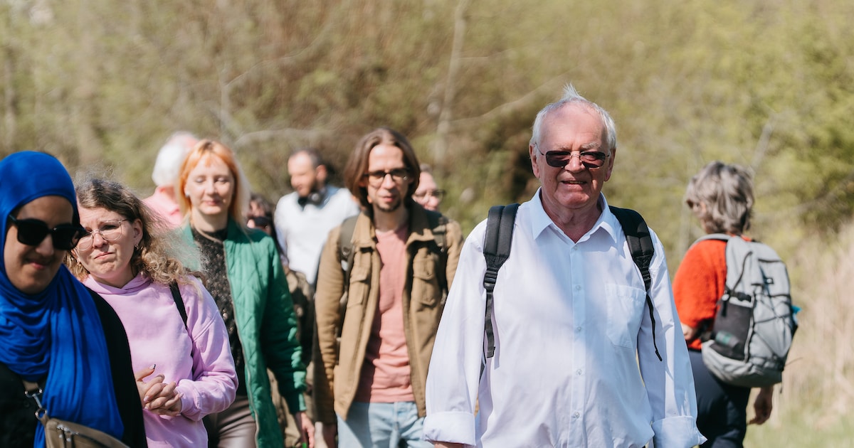 Wandeling rond mentaal welzijn in Schelle: iedereen welkom om zorgen te delen of gewoon mee te stapp