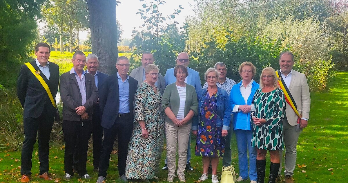 70-jarigen Wippelgem halen herinneringen op | Evergem | HLN.be