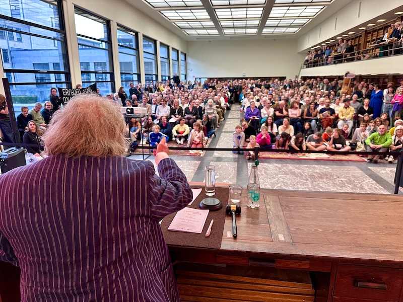 Ludieke veiling als protest tegen besparing op erfgoed