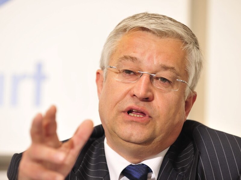Uittredend minister van Begroting Guy Vanhengel.