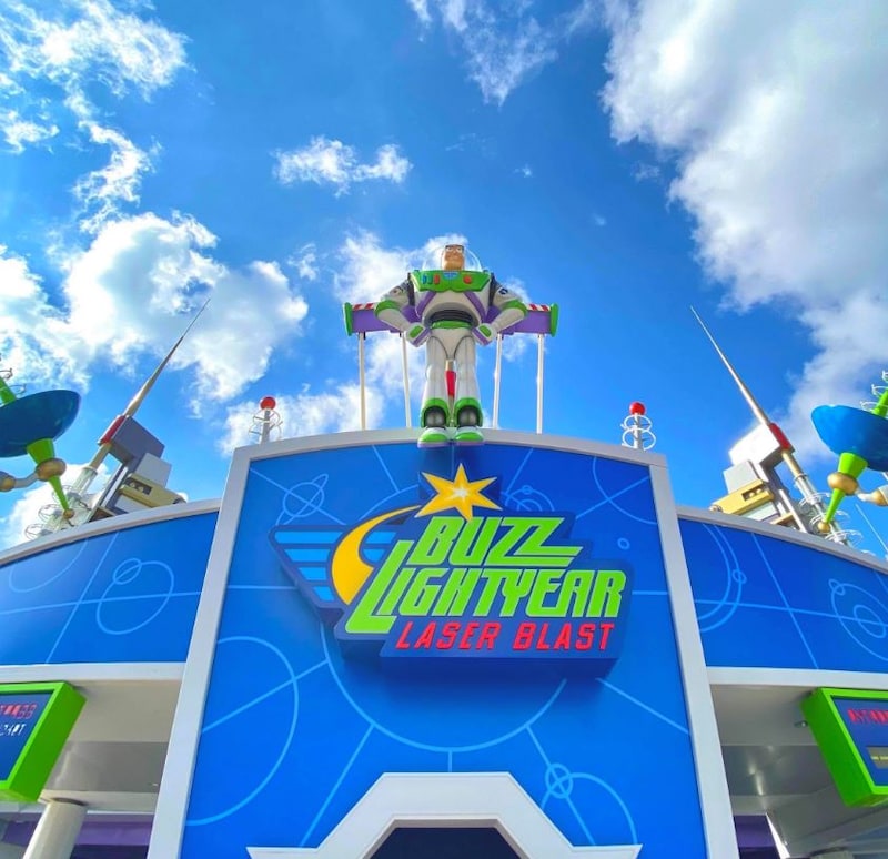 Atracción 'Buzz Lightyear Laser Blast' en Disneyland París 