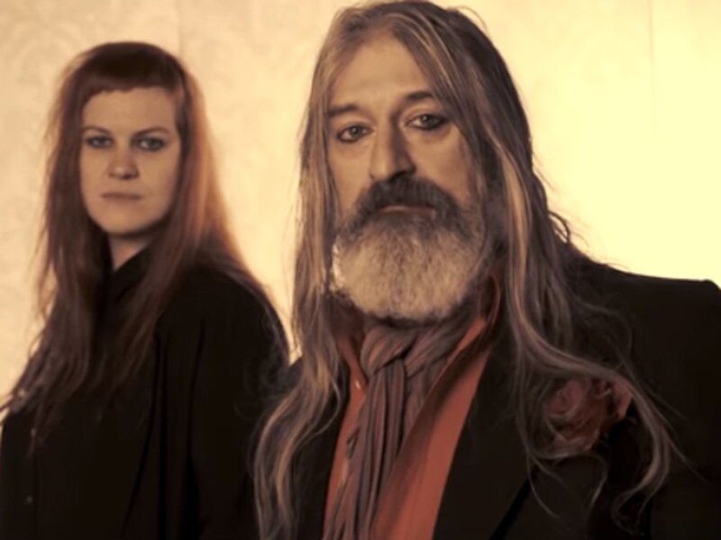 Ex-bassist Gorki komt met tweede soloplaat als Biezen en met clip van eerste single
