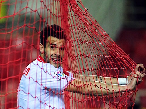 Alvaro Negredo vond tot twee keer toe de weg naar de netten.