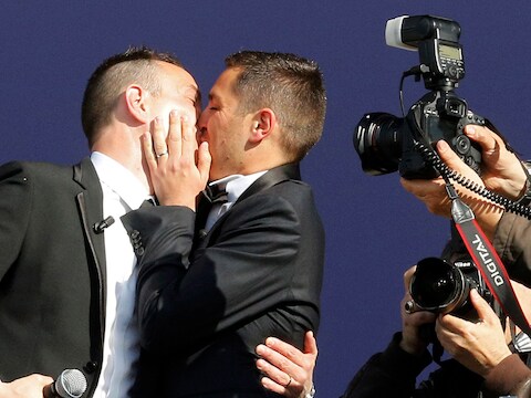 In mei trouwde het eerste Franse homokoppel in Montpellier.