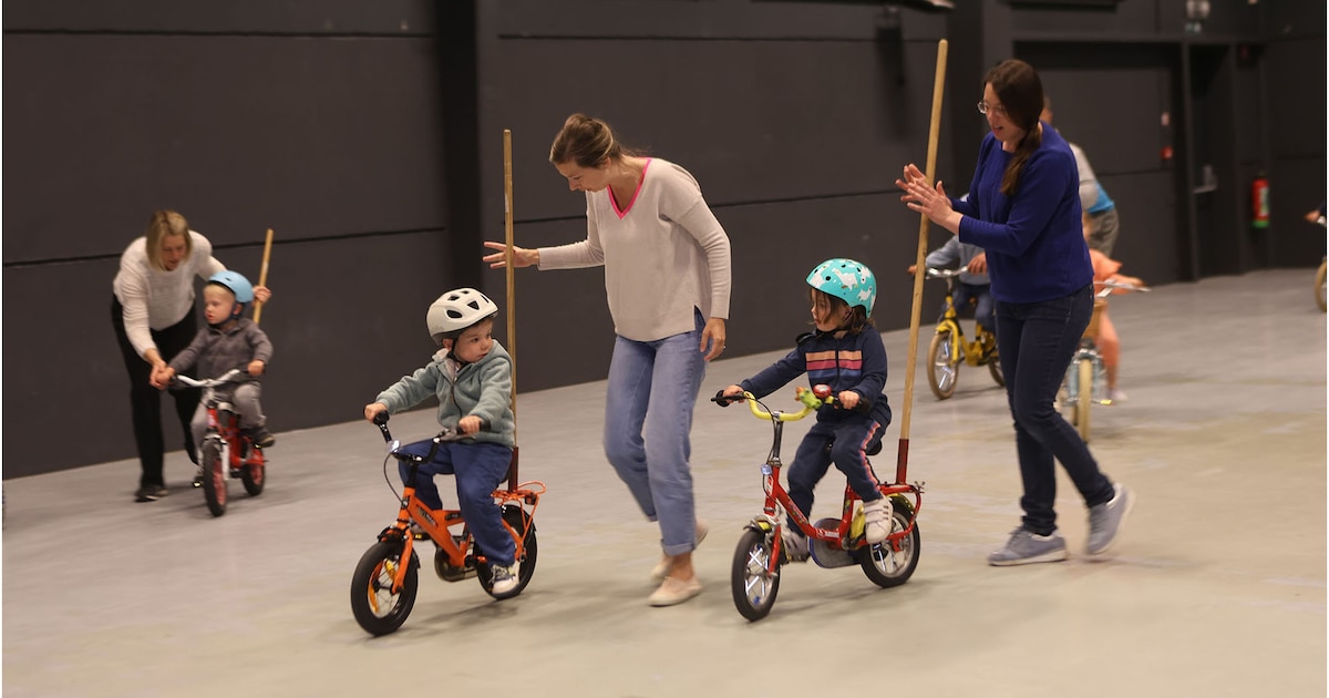 Leren fietsen op drie uur tijd: 'Kijk ik fiets!' helpt kleuters op weg in het Mortselse Fort 4