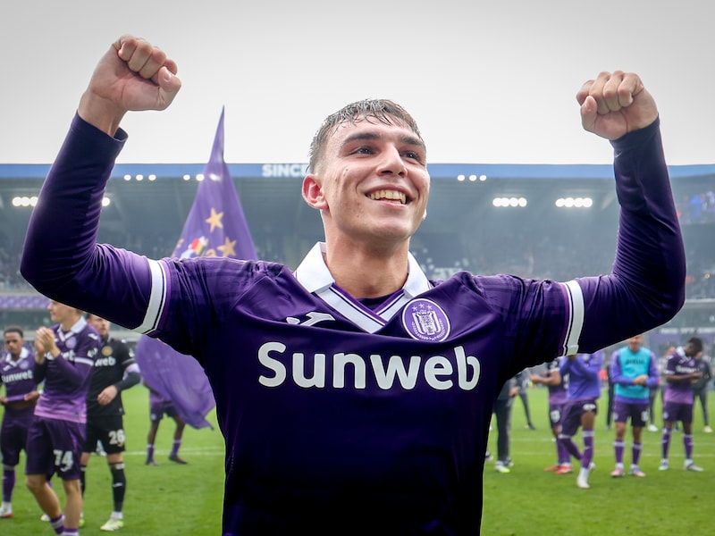 18-jarige Cvetkovic schenkt Anderlecht zege in Clasico, Hasi ook over defensie tevreden: “Ze zetten stappen vooruit”
