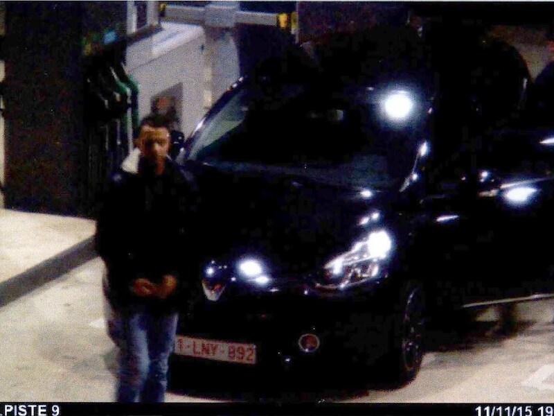 Abrini (r.) in gezelschap van Salah Abdeslam op weg naar Parijs, twee dagen voor de aanslagen.