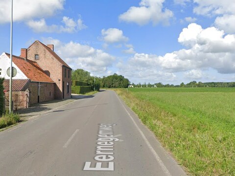 De Eernegemweg te Snellegem, Jabbeke.