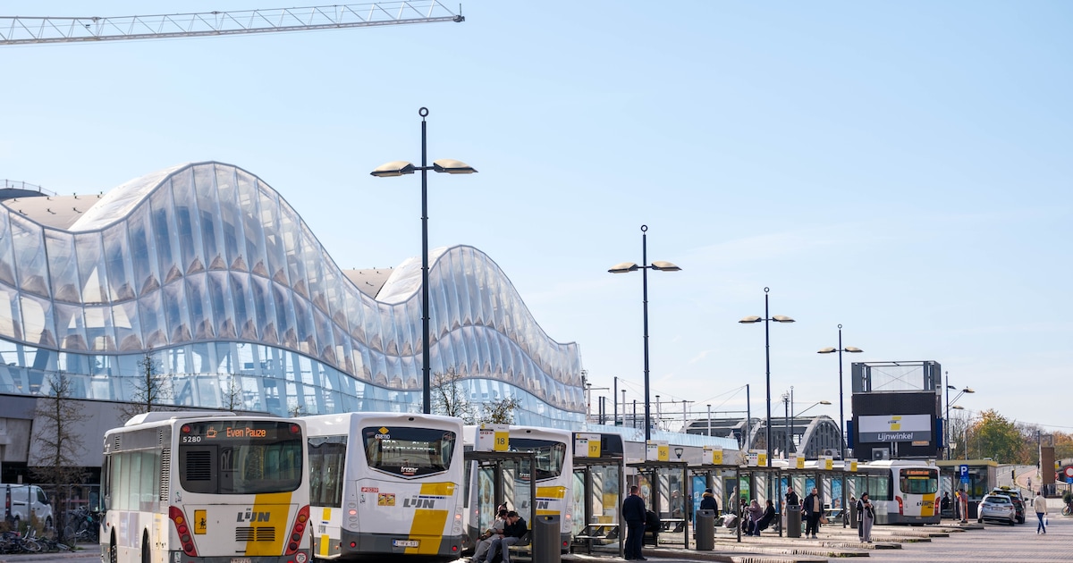 Mechelaar (34) verstopt drugs in zijn oor en gedraagt zich weerspannig bij politiecontrole