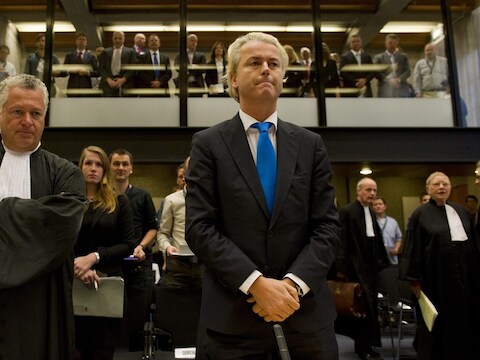 Advocaat Bram Moszkovicz naast PVV-voorman Geert Wilders