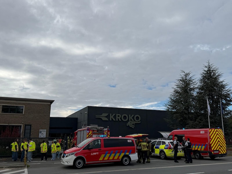 Politie en brandweer snelden naar ritsenbedrijf Kroko in Bellegem