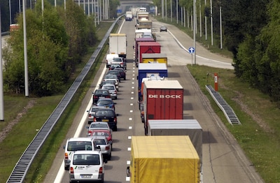 Spookrijder op E314 richting Brussel:  meerdere wagens aangereden, rijbaan terug vrij