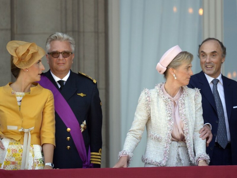 Prinses Claire, prins Laurent, prinses Astrid en prins Lorenz tijdens de eedaflegging van Koning Filip.