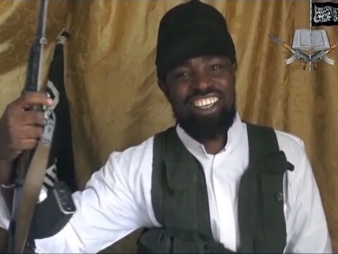 Een screenshot van de vermeende Boko Haram-leider Abubakar Shekau uit een eerder video in het bezit van persbureau AFP.