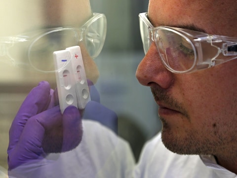 Nieuwe test spoort ebola op aan de hand van enkele druppels bloed.
