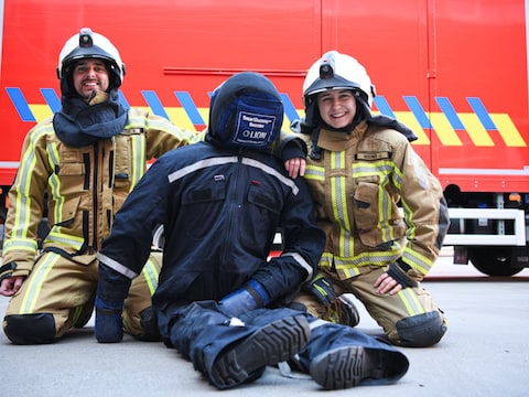 Brandweer houdt proeven.