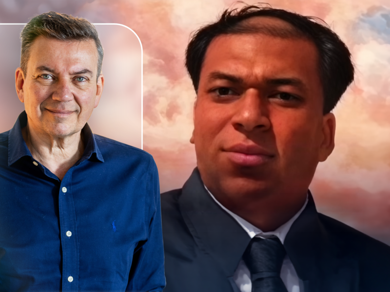 Nooit heb ik een voetballer platter op de buik zien gaan dan Kylian ‘Mao’ Mbappé voor de Chinezen. Wat een platbroek