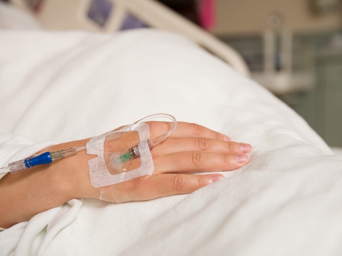 Hersendode zwangere vrouw moet nog 3 maanden aan machines liggen door strenge abortuswet in VS 