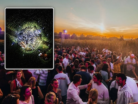 KIJK. 250 feestvierders raven in maïscirkel tijdens magische zonsondergang: “Zelfs Hongaarse top-dj noemde dit zijn zotste optreden ooit”