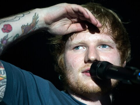 De Britse singer-songwriter Ed Sheeran heeft de invloed van andere nummers op 'Shape of You' erkend.