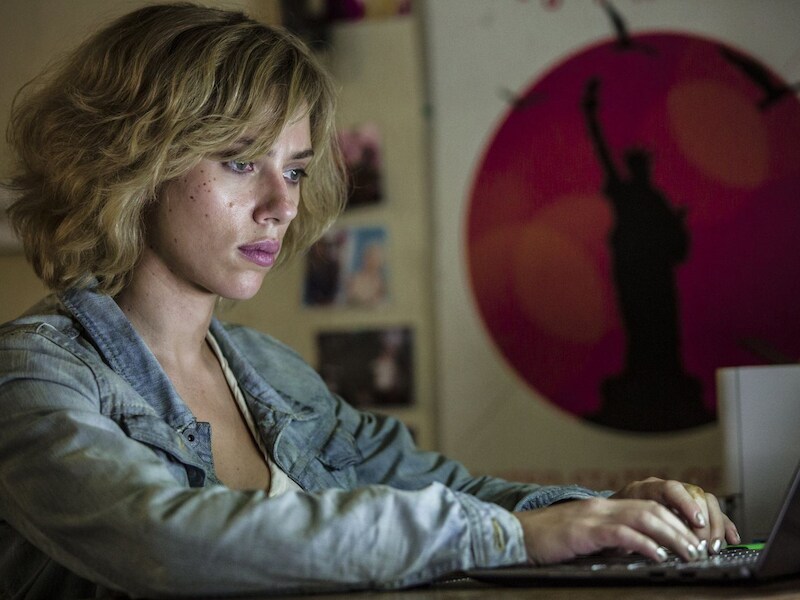 Ook Scarlett Johansson zou een van de slachtoffers zijn van de hacker.
