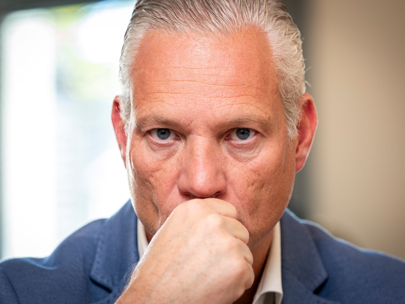 Walter Damen kijkt naar onze samenleving: hoe de allegorie van Plato’s grot actueler is dan ooit