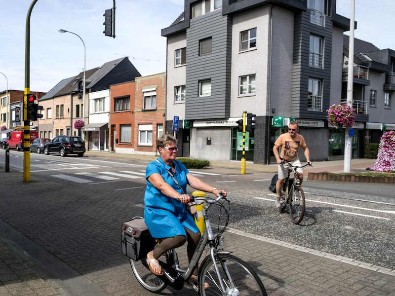Nieuwe Wegcode maakt einde aan gevelparkeren voor fietsen in Wijnegem