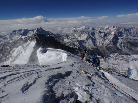 Klimmers op de top van de Mount Everest.