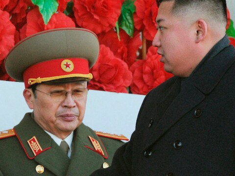 Jang Song-thaek en Kim Jong-un in betere tijden