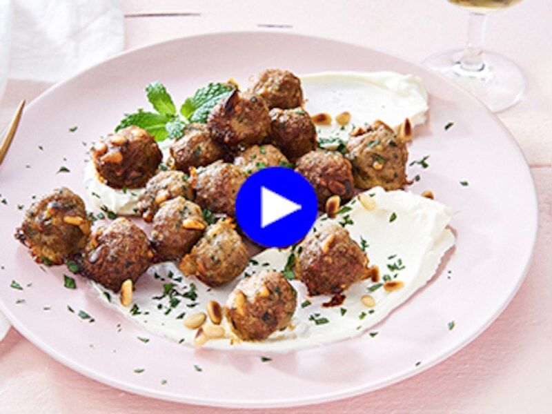 Creatief met gehakt? Midden-Oosterse balletjes met Libanese labneh zijn een verrassend hapje