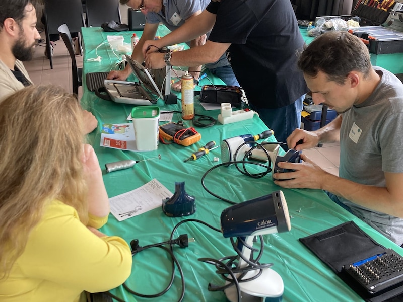 Regenwateradvies, repaircafé en comedy tijdens Planeet Heist in Zwaneberg