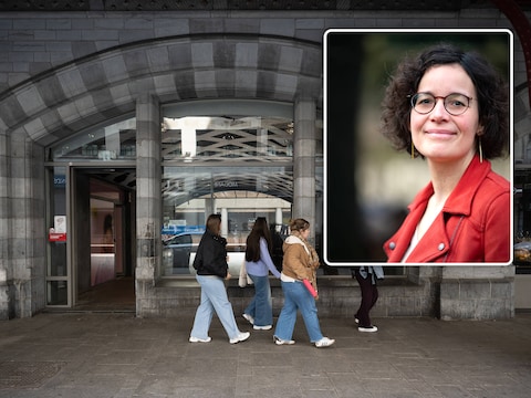 “Mensen slapen daar niet voor hun plezier, maar uit noodzaak”, zegt gemeenteraadslid Lise Vandecasteele (PVDA).
