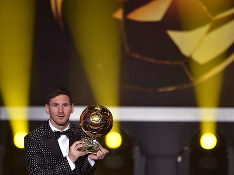 Voor het vierde jaar op rij is Lionel Messi uitgeroepen tot Wereldvoetballer van het Jaar © belga.