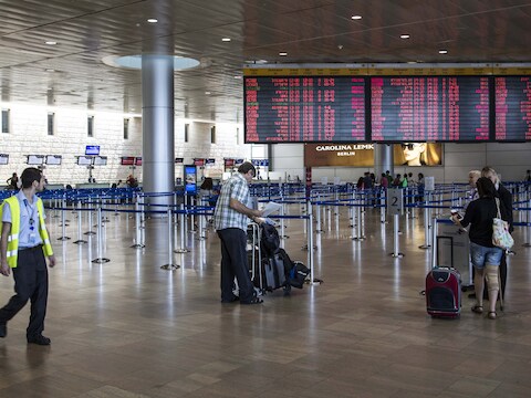 De afgelaste vluchten in de luchthaven van Tel Aviv.