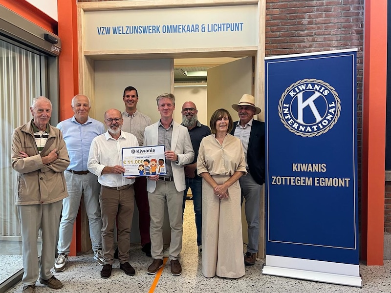 Kiwanis Zottegem-Egmont schenkt 11.000 euro: 280 kinderen krijgen steun bij start schooljaar