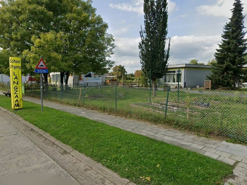 Man met psychose lost schoten met alarmpistool vlak bij school