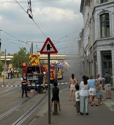 Frietketel vat vuur in frituur in Ledeberg