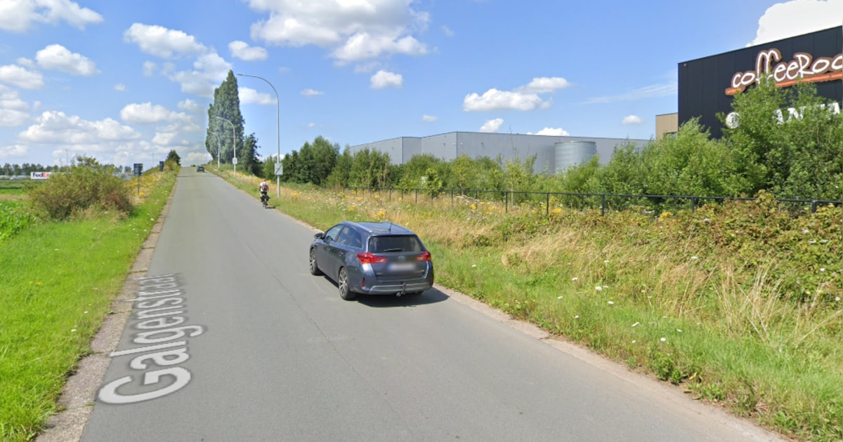 Motorrijder ten val bij een inhaalmanoeuvre in de Galgenstraat