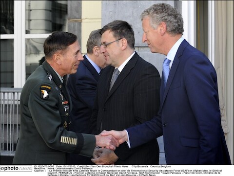 David Petraeus, Steven Vanackere en Pieter De Crem.